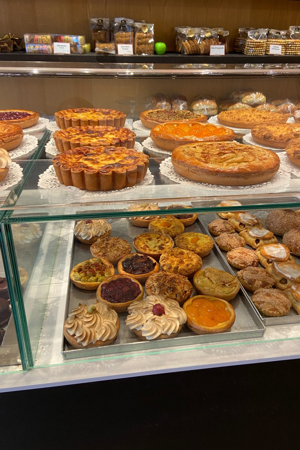 best-vlaai-in-maastricht-where-locals-buy-their-vlaai